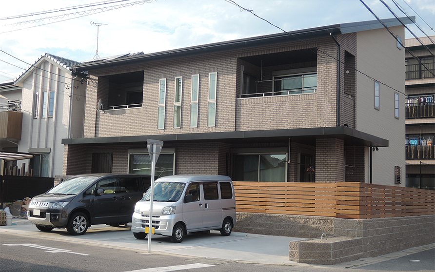 片勾配屋根・全面太陽光の家 4人家族2階建てロフト付き