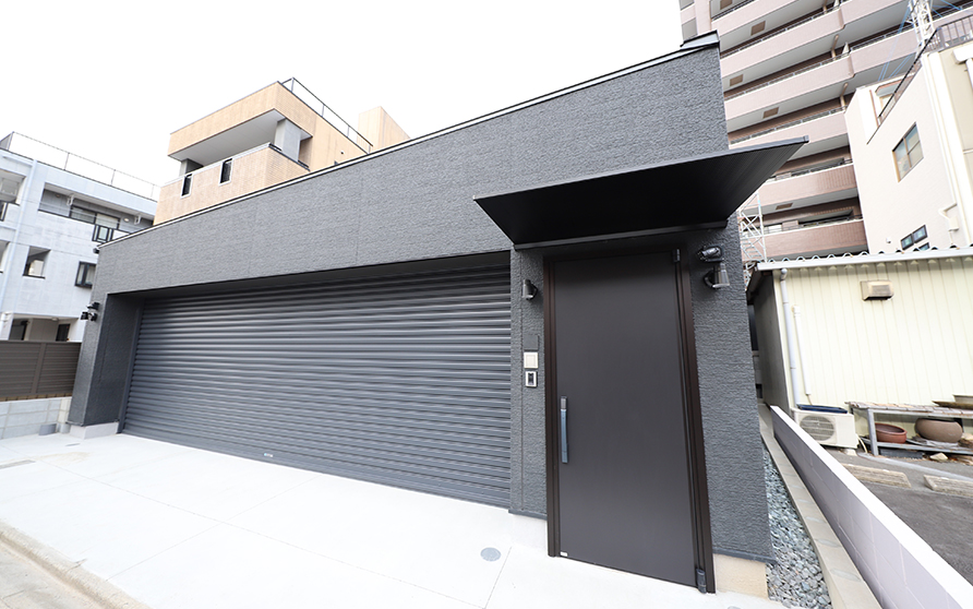 ガレージハウス兼2世帯住宅、重量鉄骨外断熱、既存店舗と住宅を繋いだ計画