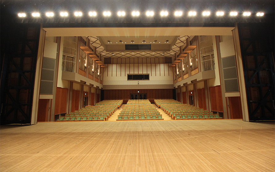 名古屋市 某文化劇場（天井崩落対策工事）