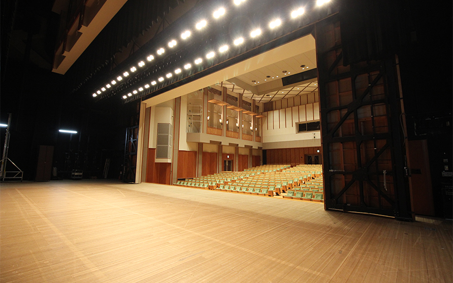 名古屋市 某文化劇場（天井崩落対策工事）